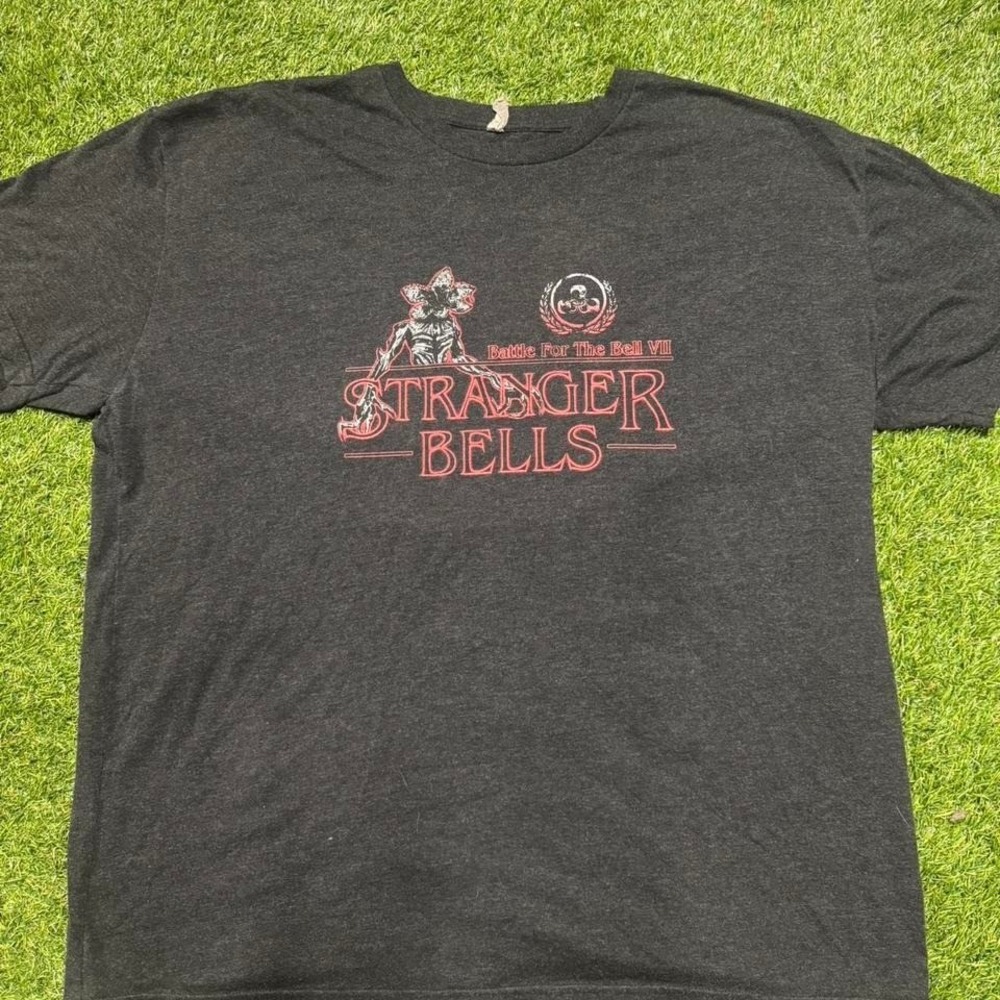 Stranger‎ Bells CrossFit Tee (XL)